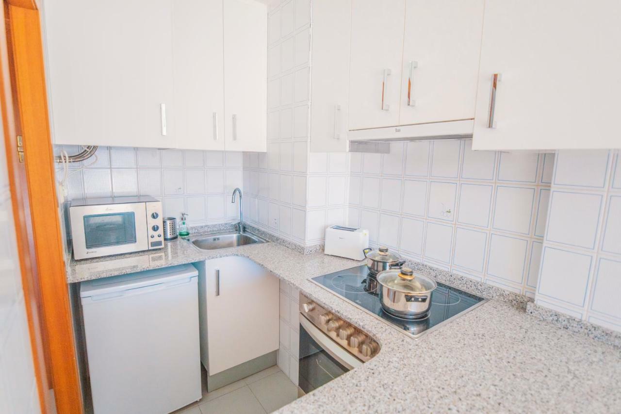 Apartamento Familiar Leomar サロウ エクステリア 写真