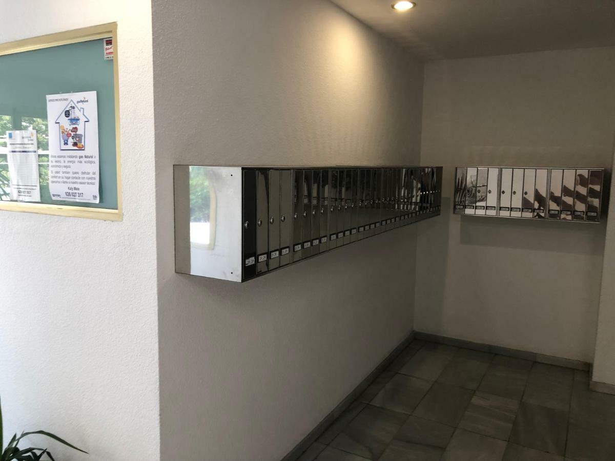 Apartamento Familiar Leomar サロウ エクステリア 写真